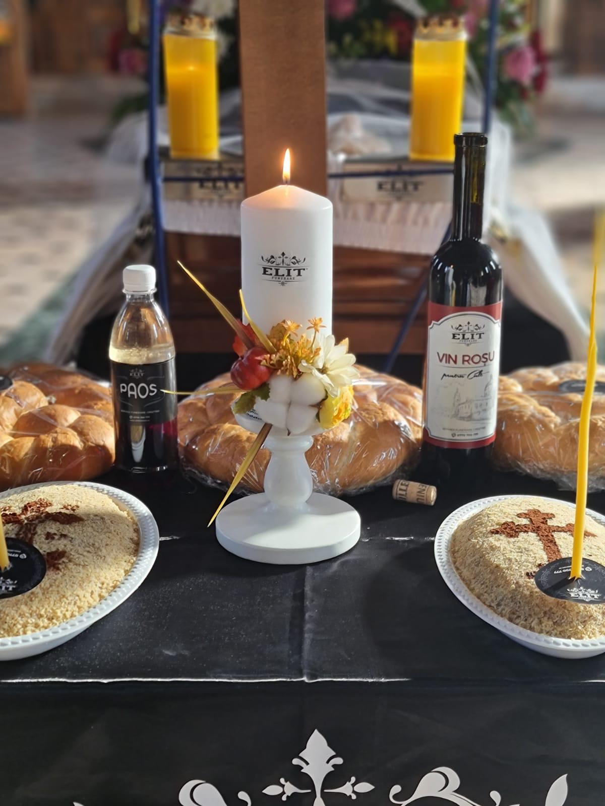 Masă de pomenire Elit Funerare — parastas în biserică